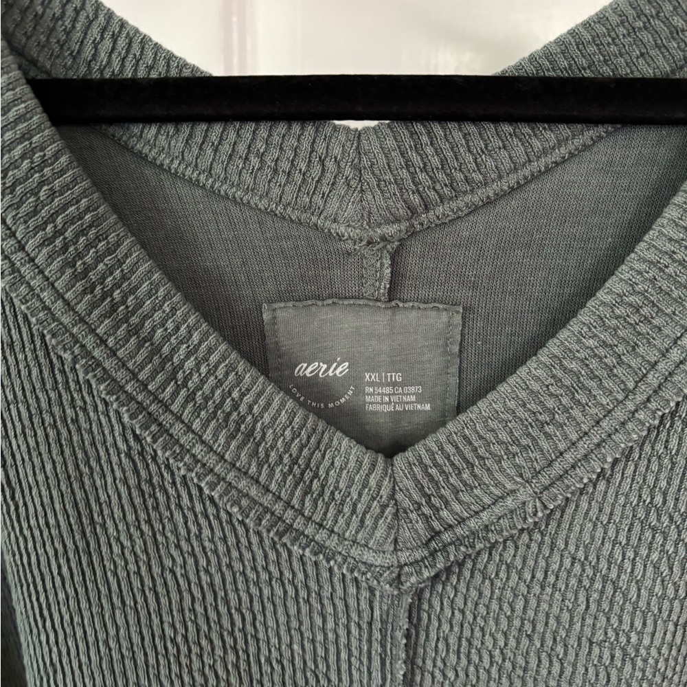 Aerie  off the shoulder Gray Sweater